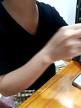 Snapshot of MinhChauXXX19 chatting on 10-11-25, 10:55 MinhChauXXX19 online show from 10-11-25, 10:55