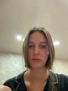 ElliRose online show from 12-14-25, 09:48