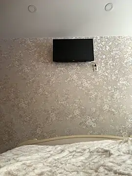 ElliRose online show from 02-04-26, 06:30