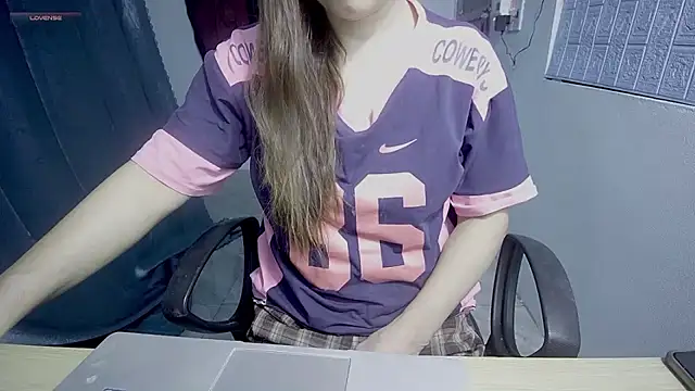  Sara 768 online show from 10-25-25, 07:58