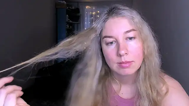 Snapshot of NancySanders chatting on 04-20-26, 06:49 NancySanders online show from 04-20-26, 06:49