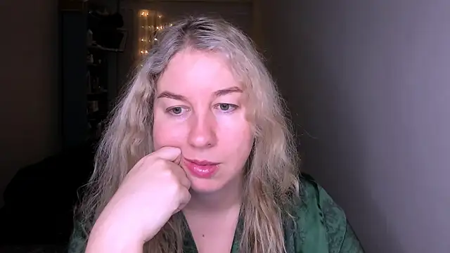 Snapshot of NancySanders chatting on 04-22-26, 06:58 NancySanders online show from 04-22-26, 06:58