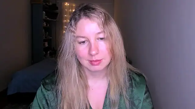 NancySanders online show from 04-11-26, 08:45