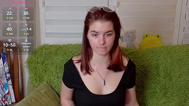 Snapshot of ElzaBlis chatting on 10-15-25, 05:10 ElzaBlis online show from 10-15-25, 05:10