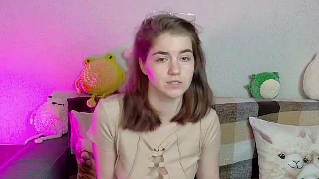 Snapshot of ElzaBlis chatting on 06-19-26, 02:34 ElzaBlis online show from 06-19-26, 02:34