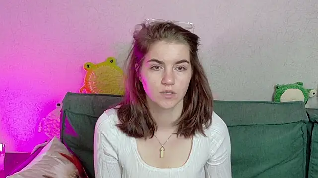 Snapshot of ElzaBlis chatting on 05-28-26, 02:34 ElzaBlis online show from 05-28-26, 02:34