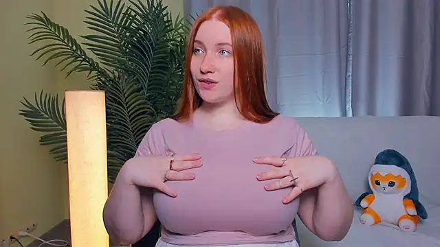 Snapshot of EthalCarlsqq chatting on 09-19-25, 07:34 EthalCarlsqq online show from 09-19-25, 07:34