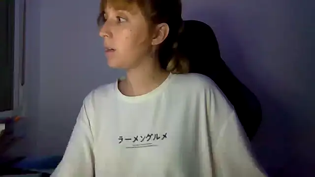 violetofsecret online show from 10-10-25, 08:48