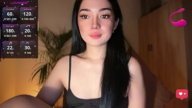 Snapshot of hadahera chatting on 06-20-26, 12:43 hadahera online show from 06-20-26, 12:43