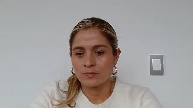 linda-mature43 online show from 09-23-25, 03:41