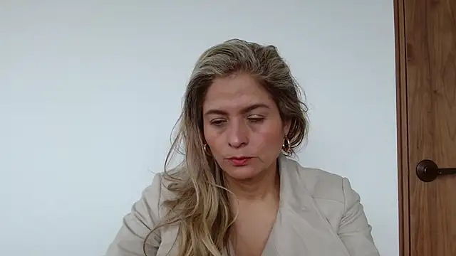 linda-mature43 online show from 09-17-25, 04:31