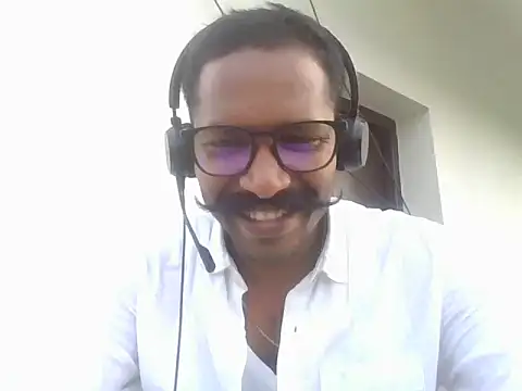 Snapshot of hosur_horny chatting on 04-10-26, 11:39 hosur horny online show from 04-10-26, 11:39