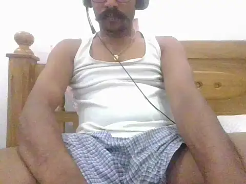 Snapshot of hosur_horny chatting on 03-23-26, 05:13 hosur horny online show from 03-23-26, 05:13