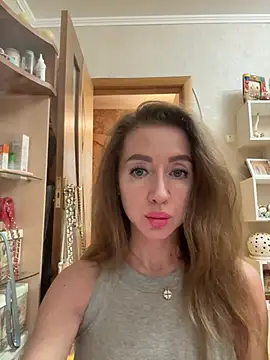 Snapshot of MarinaDiva11_74 chatting on 05-14-26, 07:55 MarinaDiva11 74 online show from 05-14-26, 07:55