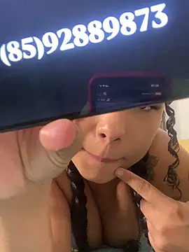 Snapshot of jhennyfer chatting on 01-15-26, 05:22 jhennyfer online show from 01-15-26, 05:22