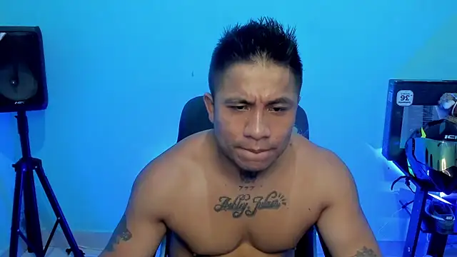 zeus 7777 online show from 04-11-26, 09:51