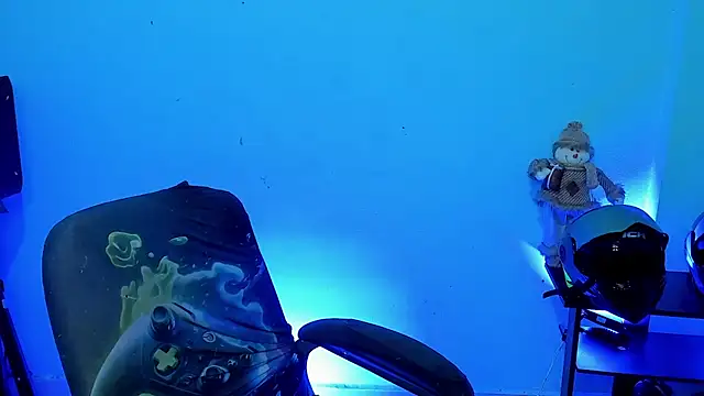 zeus 7777 online show from 04-10-26, 09:38