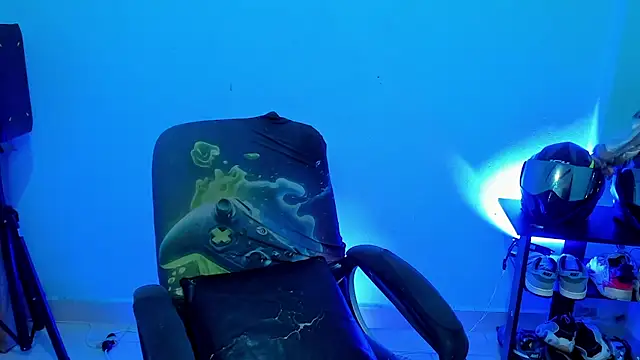 zeus 7777 online show from 04-07-26, 09:33