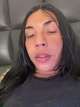 Adrianna Arias online show from 10-25-25, 07:58