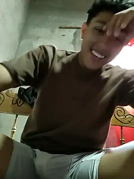 Snapshot of MattBroddy chatting on 11-14-25, 02:10 MattBroddy online show from 11-14-25, 02:10