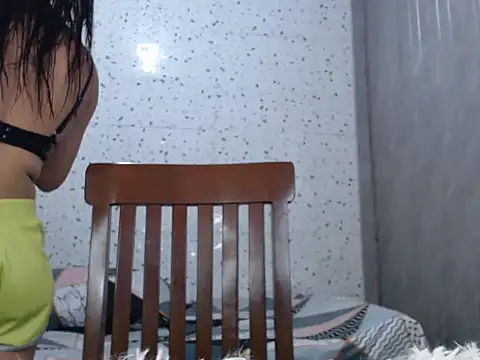 Snapshot of Athena_marqueza chatting on 10-05-25, 01:18 Athena marqueza online show from 10-05-25, 01:18