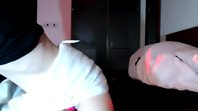 Snapshot of Cam-Ly chatting on 11-03-25, 06:22 Cam-Ly online show from 11-03-25, 06:22