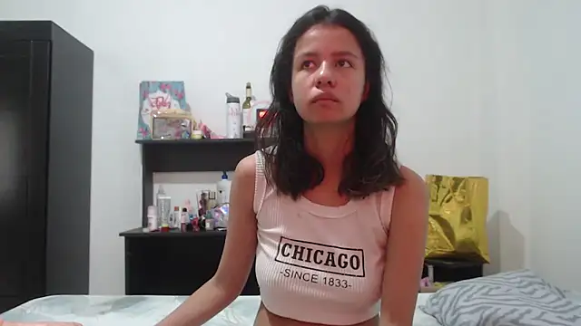 nathaly jones  online show from 06-10-26, 12:39