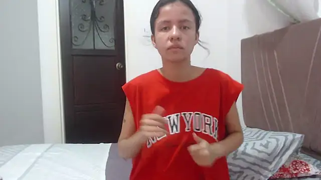 nathaly jones  online show from 04-11-26, 12:31