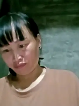 maple694 online show from 10-28-25, 02:49