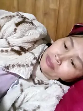 maple694 online show from 11-18-25, 03:04