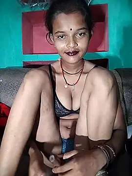 Snapshot of Maya_bhoji chatting on 10-16-25, 11:35 Maya bhoji online show from 10-16-25, 11:35