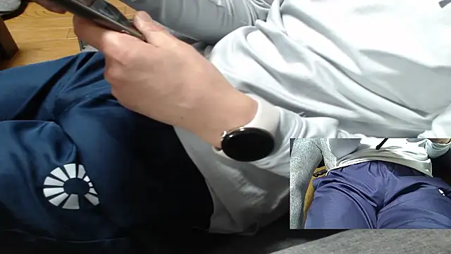 Yasu2000 online show from 04-04-26, 02:07