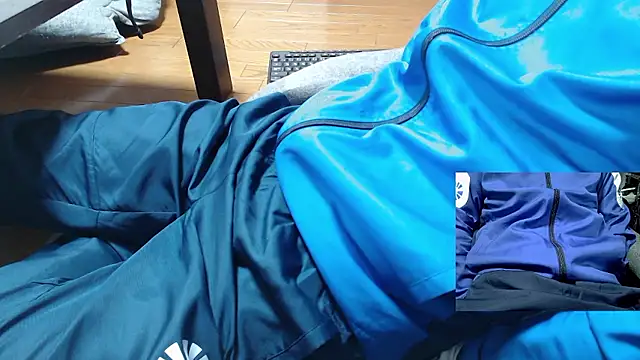 Snapshot of Yasu2000 chatting on 01-15-26, 12:58 Yasu2000 online show from 01-15-26, 12:58