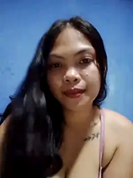 Snapshot of missluvv chatting on 03-30-26, 06:37 missluvv online show from 03-30-26, 06:37