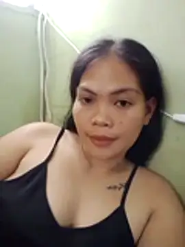 Snapshot of missluvv chatting on 03-27-26, 05:27 missluvv online show from 03-27-26, 05:27