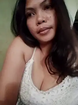 Snapshot of missluvv chatting on 04-09-26, 07:14 missluvv online show from 04-09-26, 07:14