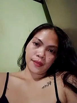 Snapshot of missluvv chatting on 03-08-26, 02:09 missluvv online show from 03-08-26, 02:09