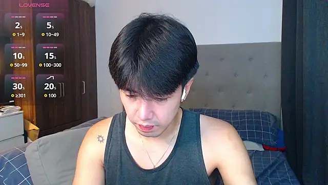 Addictiveboi online show from 10-05-25, 03:52