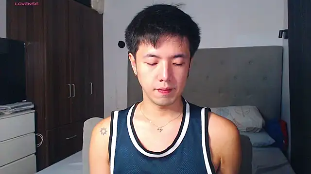 Addictiveboi online show from 03-23-26, 02:33