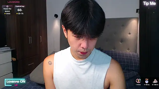 Addictiveboi online show from 11-11-25, 03:12