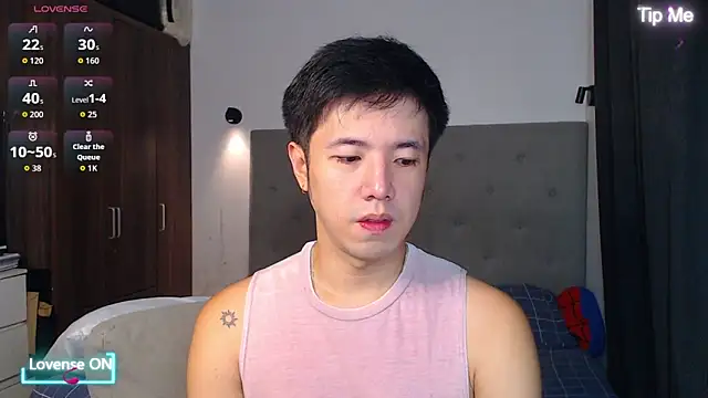 Addictiveboi online show from 12-18-25, 02:38