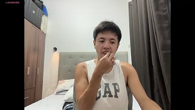 Addictiveboi online show from 06-07-26, 09:47