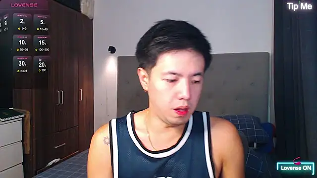 Addictiveboi online show from 04-19-26, 02:34