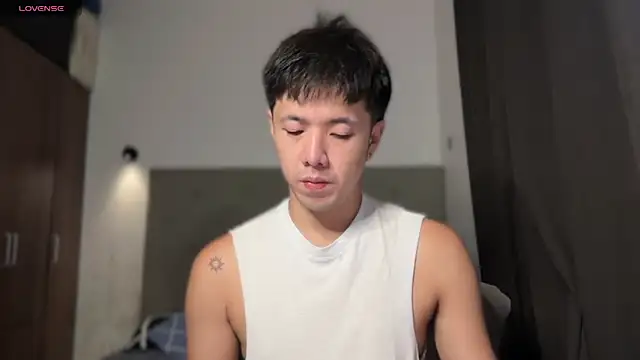 Addictiveboi online show from 06-30-26, 02:22