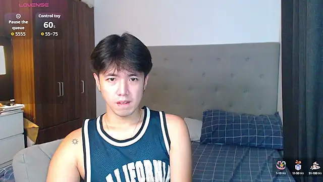 Addictiveboi online show from 10-07-25, 03:40