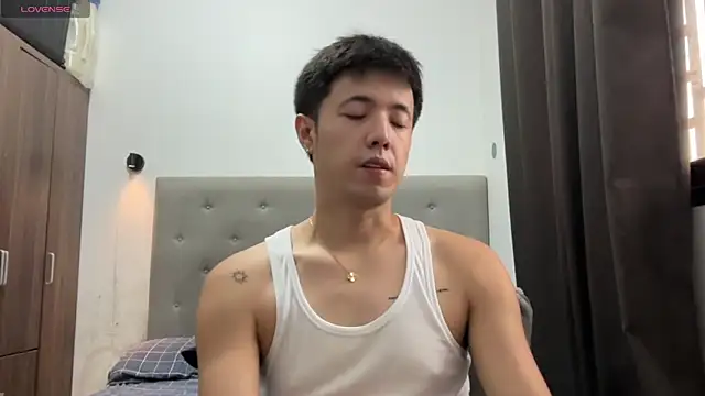 Addictiveboi online show from 06-10-26, 03:52