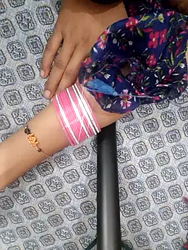 Snapshot of Kittu-rani66 chatting on 10-18-25, 11:18 Kittu-rani66 online show from 10-18-25, 11:18