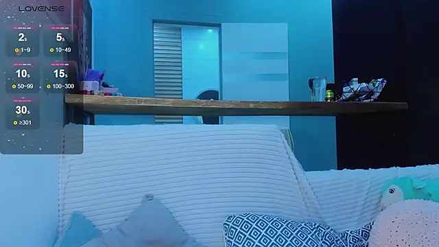 Alice Wander online show from 11-15-25, 03:54