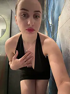 Maribelle Vinnie online show from 04-12-26, 09:12