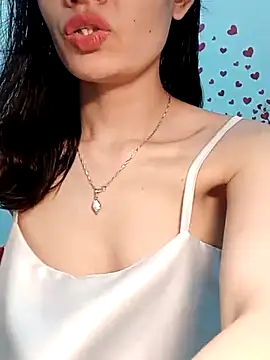 Snapshot of Hinna_x chatting on 05-22-26, 01:53 Hinna x online show from 05-22-26, 01:53